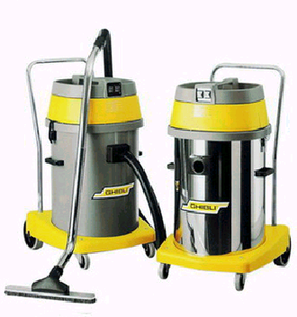 2 motoros takar&iacute;t&oacute;g&eacute;p