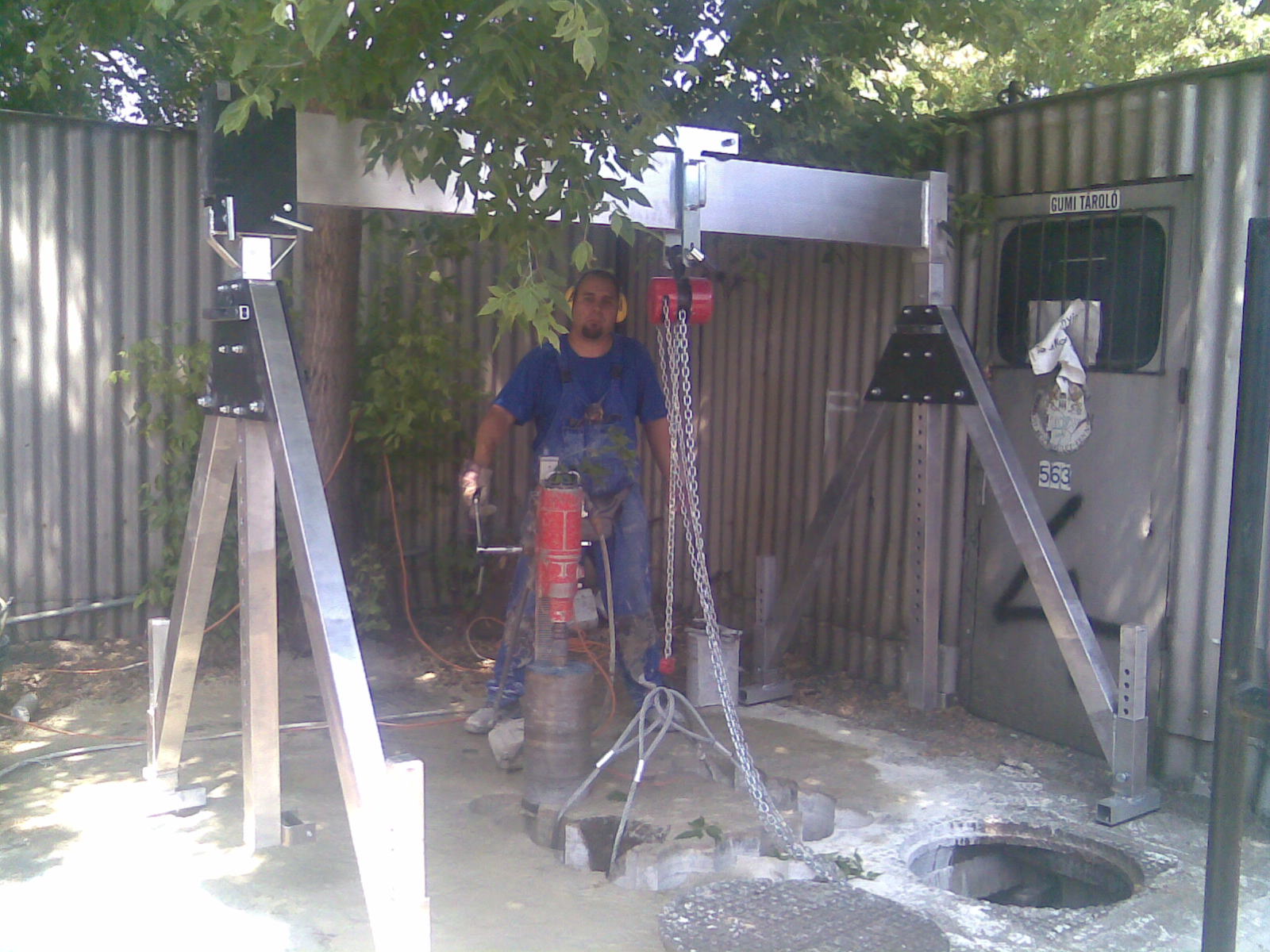 FŐT&Aacute;V - akna f&ouml;d&eacute;m bőv&iacute;t&eacute;s